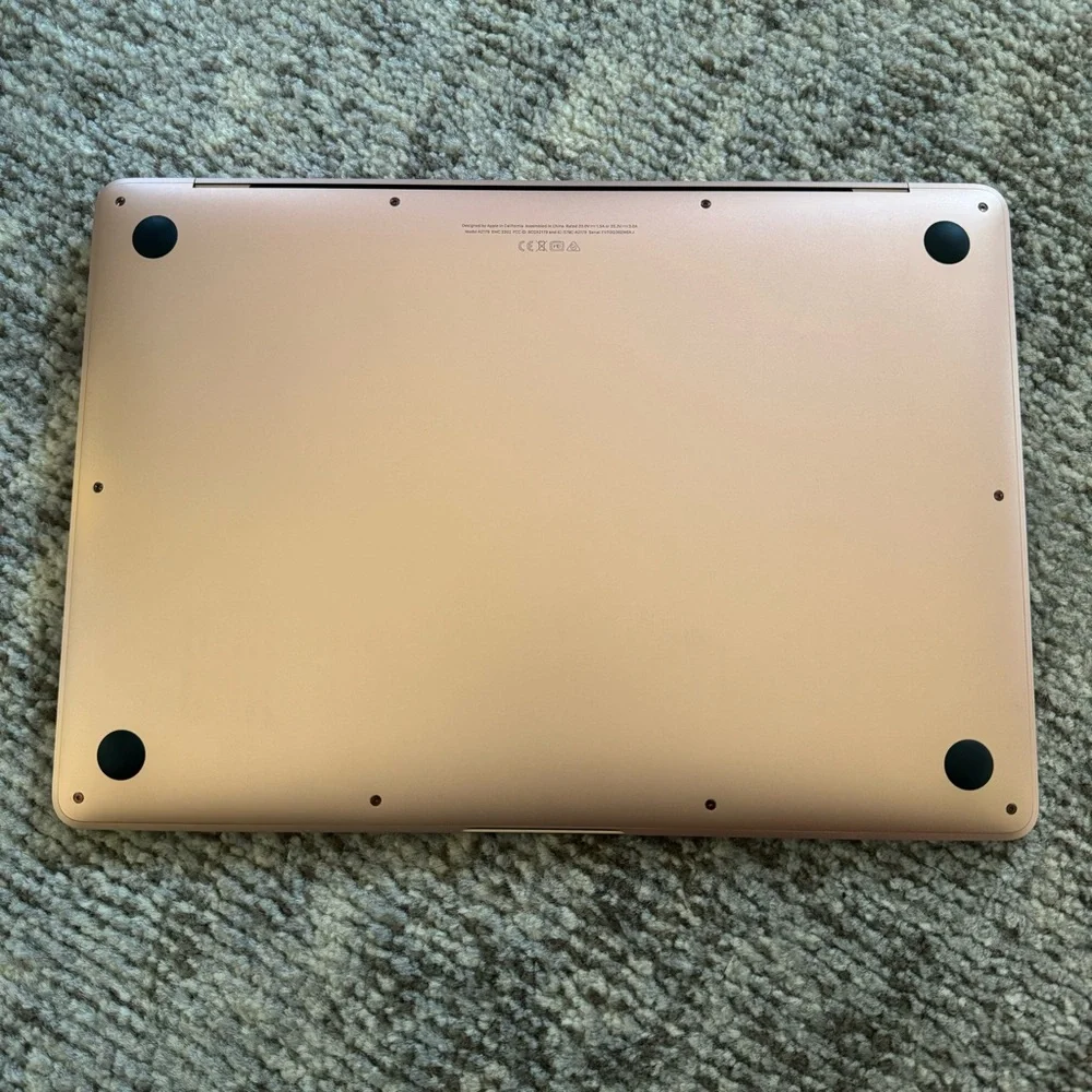 MacBook Air 13” Retina 2020